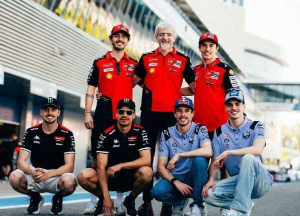 Bukan Marc Marquez yang Bikin Francesco Bagnaia Terluka di MotoGP 2025 tapi Alex Marquez! Bukan Marc Marquez yang Bikin Francesco Bagnaia Terluka di MotoGP 2025 tapi Alex Marquez!