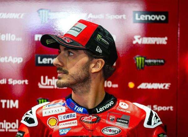 Penyebab Francesco Bagnaia Kalah Saing dari Marc Marquez di MotoGP 2025 Menurut sang Ayah: Dia Tidak Bahagia Penyebab Francesco Bagnaia Kalah Saing dari Marc Marquez di MotoGP 2025 Menurut sang Ayah: Dia Tidak Bahagia