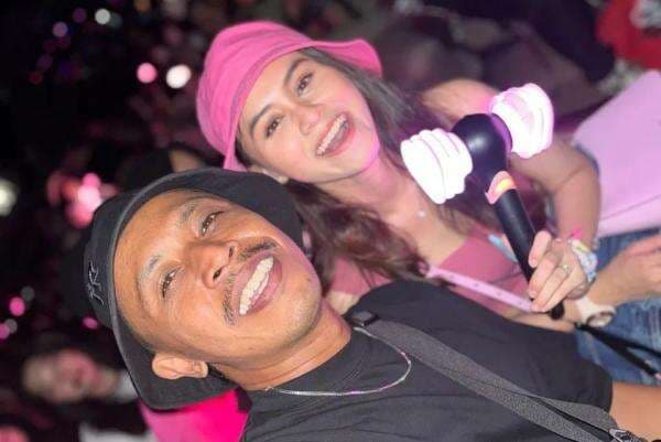 Furry Setya Tanggapi Kemungkinan Rujuk dengan Mantan Istri: Mengalir Saja Furry Setya Tanggapi Kemungkinan Rujuk dengan Mantan Istri: Mengalir Saja