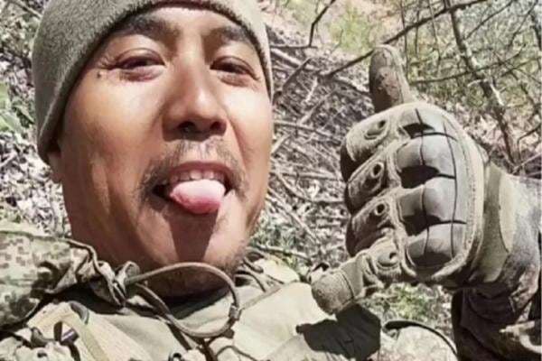 Gaji Satria Kumbara saat Jadi Tentara Bayaran Rusia Capai Rp39 Juta per Bulan Gaji Satria Kumbara saat Jadi Tentara Bayaran Rusia Capai Rp39 Juta per Bulan