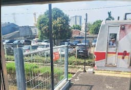 Gangguan Sinyal, KRL Tujuan Tanah Abang Sempat Terhenti di Stasiun Sudimara