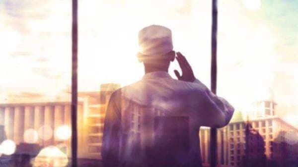 Gara-Gara Dengar Adzan di Indonesia, Bule Australia Ini Yakin Masuk Islam Gara-Gara Dengar Adzan di Indonesia, Bule Australia Ini Yakin Masuk Islam