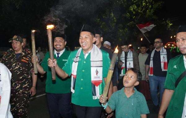 Gelar Pawai Obor Kemanusiaan, GP Ansor: Tahun Baru Islam Jadi Momentum Muhasabah dan Solidaritas Global Gelar Pawai Obor Kemanusiaan, GP Ansor: Tahun Baru Islam Jadi Momentum Muhasabah dan Solidaritas Global