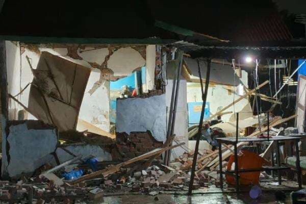 Gempa Bengkulu Magnitudo 6,3 BNPB: 34 Rumah Rusak Gempa Bengkulu Magnitudo 6,3 BNPB: 34 Rumah Rusak