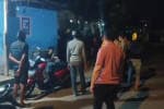 Geng Motor Remaja Serang Permukiman Warga di Gowa dengan Panah, 3 Orang Luka-luka Geng Motor Remaja Serang Permukiman Warga di Gowa dengan Panah, 3 Orang Luka-luka