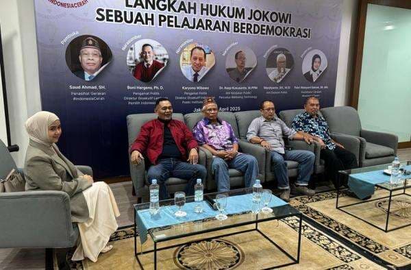 Gerakan #IndonesiaCerah Pertanyakan Motif Kelompok yang Selalu Menyudutkan Jokowi Gerakan #IndonesiaCerah Pertanyakan Motif Kelompok yang Selalu Menyudutkan Jokowi