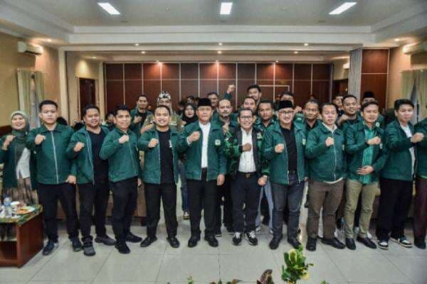 Gerakan Pemuda Kabah se-Indonesia Tegaskan Solid Menjelang Muktamar X PPP Gerakan Pemuda Kabah se-Indonesia Tegaskan Solid Menjelang Muktamar X PPP