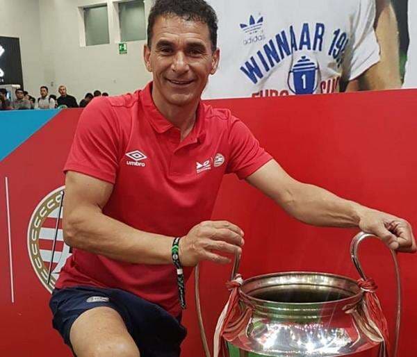 Media Vietnam Peringatkan Kim Sang-sik Waspada Usai Gerald Vanenburg Dipastikan Latih Timnas Indonesia U-23 di SEA Games 2025 Media Vietnam Peringatkan Kim Sang-sik Waspada Usai Gerald Vanenburg Dipastikan Latih Timnas Indonesia U-23 di SEA Games 2025