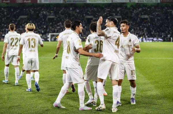 Bantu Borussia Monchengladbach Bungkam Valencia 2-0, Kevin Diks Disanjung Pelatih Gerardo Seoane Bantu Borussia Monchengladbach Bungkam Valencia 2-0, Kevin Diks Disanjung Pelatih Gerardo Seoane