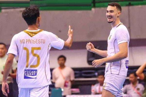 Gilvan Quattrick! Bintang Timur Surabaya Libas Sadakata United dan Tembus Semifinal Gilvan Quattrick! Bintang Timur Surabaya Libas Sadakata United dan Tembus Semifinal