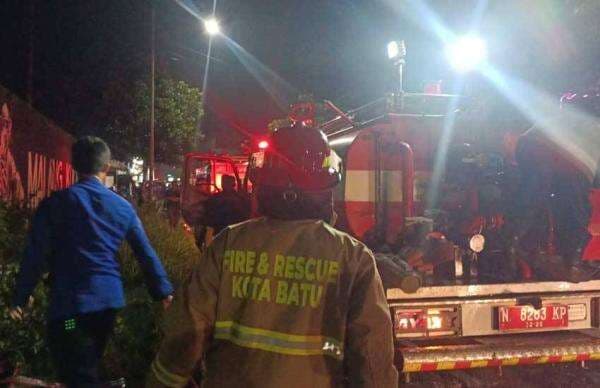 Gudang Pengeringan Maggot Terbakar di Kasembon Malang, Empat Karyawan Jadi Korban Gudang Pengeringan Maggot Terbakar di Kasembon Malang, Empat Karyawan Jadi Korban