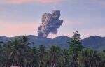 Gunung Dukono Erupsi Lagi, Pagi Ini Luncurkan Abu Vulkanik 1.000 Meter Gunung Dukono Erupsi Lagi, Pagi Ini Luncurkan Abu Vulkanik 1.000 Meter