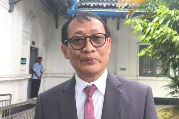 Guru Besar UNS Bocorkan Hasil Mediasi Pertama Gugatan Ijazah Jokowi, Belum Capai Sepakat Guru Besar UNS Bocorkan Hasil Mediasi Pertama Gugatan Ijazah Jokowi, Belum Capai Sepakat