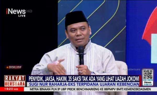 Gus Nur Sebut Penyidik, Jaksa, hingga Hakim Belum Pernah Lihat Ijazah Asli Jokowi Gus Nur Sebut Penyidik, Jaksa, hingga Hakim Belum Pernah Lihat Ijazah Asli Jokowi
