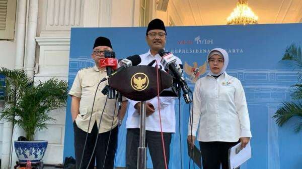 Gus Ipul Pelajari Usulan KB Pria Jadi Syarat Penerima Bansos Gus Ipul Pelajari Usulan KB Pria Jadi Syarat Penerima Bansos