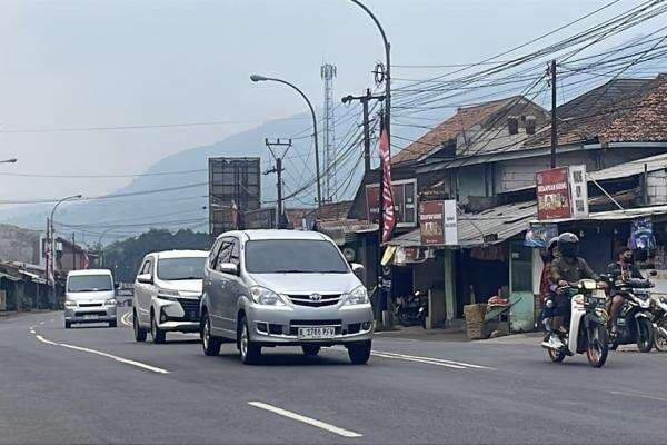 H-5 Lebaran 2025, Jalur Nagreg Bandung Mulai Ramai Pemudik H-5 Lebaran 2025, Jalur Nagreg Bandung Mulai Ramai Pemudik