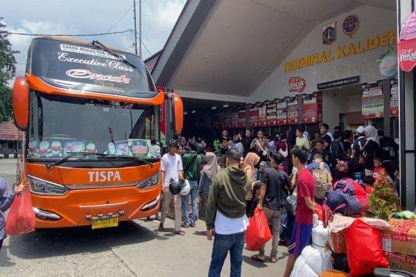 H-8 Lebaran 2025, Terminal Kalideres Jakarta Barat Mulai Dipadati Pemudik H-8 Lebaran 2025, Terminal Kalideres Jakarta Barat Mulai Dipadati Pemudik