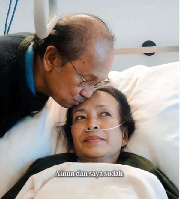 Kenang Kisah Habibie-Ainun, Cinta Sejati Tak Berakhir dengan Kematian Kenang Kisah Habibie-Ainun, Cinta Sejati Tak Berakhir dengan Kematian