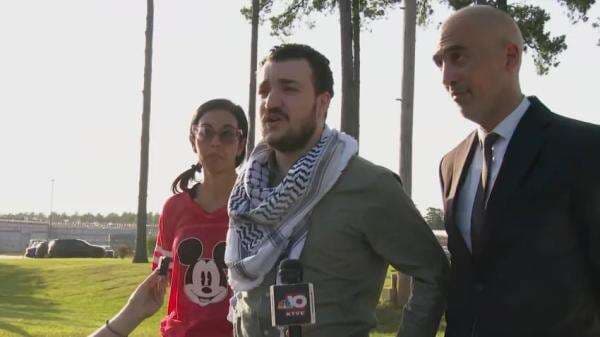 Hakim AS Bebaskan Aktivis Pro-Palestina Mahmoud Khalil, Trump Terpukul Hakim AS Bebaskan Aktivis Pro-Palestina Mahmoud Khalil, Trump Terpukul