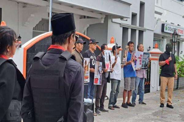 Hakim MK Dapat Rompi Anti Peluru kecuali Anwar Usman Paman Gibran Hakim MK Dapat Rompi Anti Peluru kecuali Anwar Usman Paman Gibran