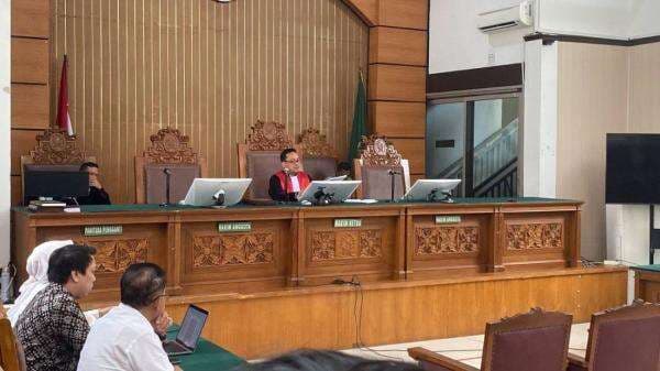 Tok! Hakim Tunggal PN Jaksel Tolak Gugatan Praperadilan Wali Kota Semarang Mbak Ita Tok! Hakim Tunggal PN Jaksel Tolak Gugatan Praperadilan Wali Kota Semarang Mbak Ita