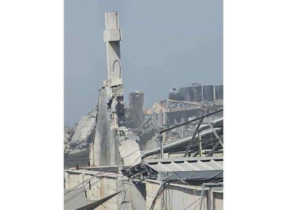 Hamas Kecam Serangan Israel terhadap Gereja Keluarga Kudus di Gaza Hamas Kecam Serangan Israel terhadap Gereja Keluarga Kudus di Gaza