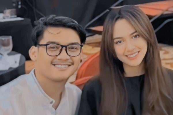 Happy Asmara Mengaku Sudah Dilamar, Reaksi Gilga Sahid Tuai Sorotan Happy Asmara Mengaku Sudah Dilamar, Reaksi Gilga Sahid Tuai Sorotan