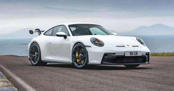 Harga dan Spesifikasi Porsche 911 GT3, Mobil Mewah Jerman yang Ditabrak Xpander Harga dan Spesifikasi Porsche 911 GT3, Mobil Mewah Jerman yang Ditabrak Xpander