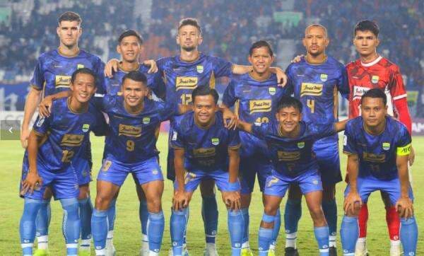 Antusiasme Bobotoh Tinggi, Harga Tiket Persib Bandung vs Persis Solo Naik 2 kali Lipat Antusiasme Bobotoh Tinggi, Harga Tiket Persib Bandung vs Persis Solo Naik 2 kali Lipat