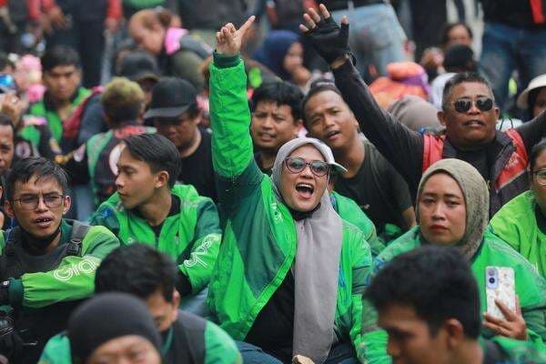 Hari Ini Ojol Demo Besar-besaran di Monas, Ini Tuntutannya Hari Ini Ojol Demo Besar-besaran di Monas, Ini Tuntutannya