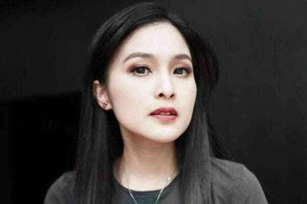 Harvey Moeis Jadi Tersangka Korupsi Timah, Sandra Dewi Langsung Tutup Kolom Komentar Instagram