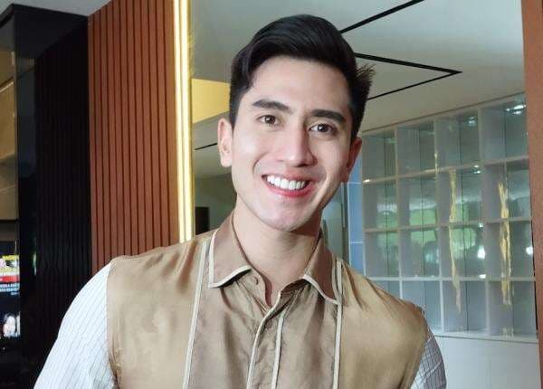 Hasil Dapil VII Jabar: Dedi Mulyadi, Rieke, hingga Verrel Bramasta Raih Kursi DPR Hasil Dapil VII Jabar: Dedi Mulyadi, Rieke, hingga Verrel Bramasta Raih Kursi DPR