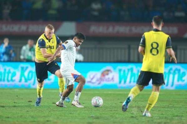 Hasil Final Piala Presiden 2025: Asnawi Main, Port FC Juara usai Bungkam Oxford United 2-1 Hasil Final Piala Presiden 2025: Asnawi Main, Port FC Juara usai Bungkam Oxford United 2-1