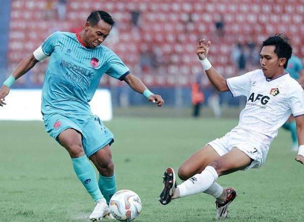 Hasil Persik Kediri vs Persita Tangerang di Liga 1 2023-2024: Berakhir 1-1, Pendekar Cisadane Pastikan Bhayangkara FC Degradasi! Hasil Persik Kediri vs Persita Tangerang di Liga 1 2023-2024: Berakhir 1-1, Pendekar Cisadane Pastikan Bhayangkara FC Degradasi!