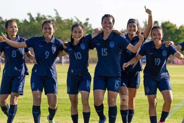 Hasil Timnas Putri Kamboja vs Timor Leste di Piala AFF Wanita 2024: Menang 3-0, <i>Angkor Warriors</i> ke Final! Hasil Timnas Putri Kamboja vs Timor Leste di Piala AFF Wanita 2024: Menang 3-0, <i>Angkor Warriors</i> ke Final!