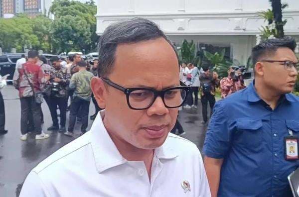 Heboh Bendera One Piece, Bima Arya: Yang Terpenting Merah Putih di Atas Semua Bendera Heboh Bendera One Piece, Bima Arya: Yang Terpenting Merah Putih di Atas Semua Bendera