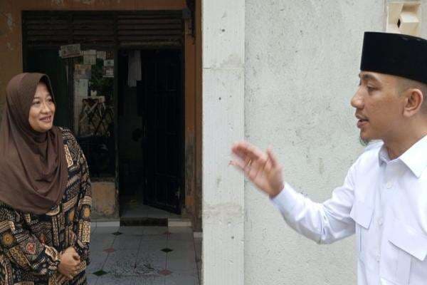 Heboh Orang Tua Murid SD di Lebak Bawa Meja dan Kursi dari Rumah ke Sekolah, Bupati Semprot Disdik Heboh Orang Tua Murid SD di Lebak Bawa Meja dan Kursi dari Rumah ke Sekolah, Bupati Semprot Disdik