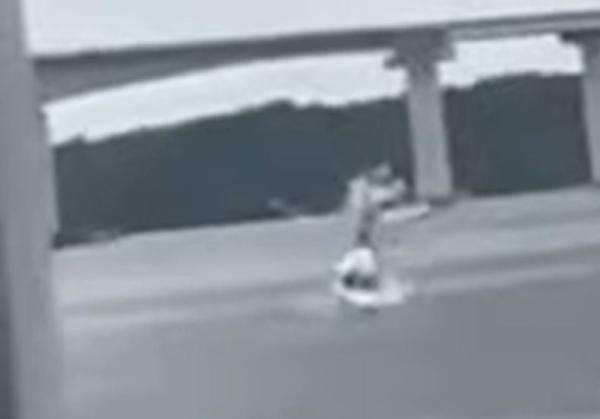 Terekam Kamera, Detik-Detik Helikopter Kepolisian Malaysia Jatuh saat Latihan Terekam Kamera, Detik-Detik Helikopter Kepolisian Malaysia Jatuh saat Latihan