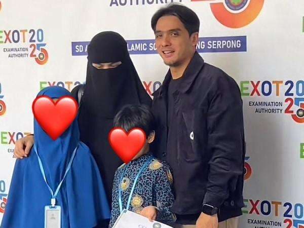 Viral Penampilan Terbaru Herfiza Novianti yang Kini Bercadar, Ini Fotonya! Viral Penampilan Terbaru Herfiza Novianti yang Kini Bercadar, Ini Fotonya!