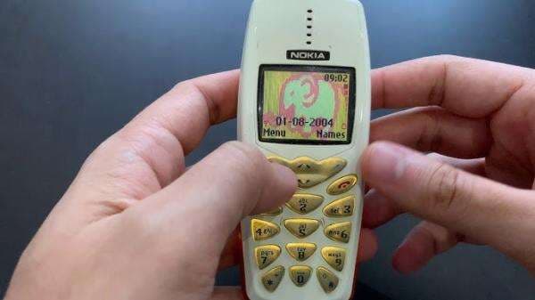 Hindari Ganguan Mental, Banyak Orang Kembali ke HP Jadul Hindari Ganguan Mental, Banyak Orang Kembali ke HP Jadul