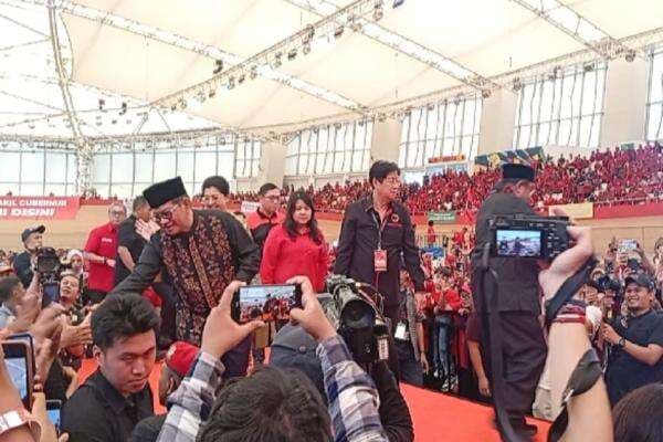 Hormati Budaya Betawi, Pramono: Patung MH Thamrin Dipindahkan Menghadap Monas Hormati Budaya Betawi, Pramono: Patung MH Thamrin Dipindahkan Menghadap Monas