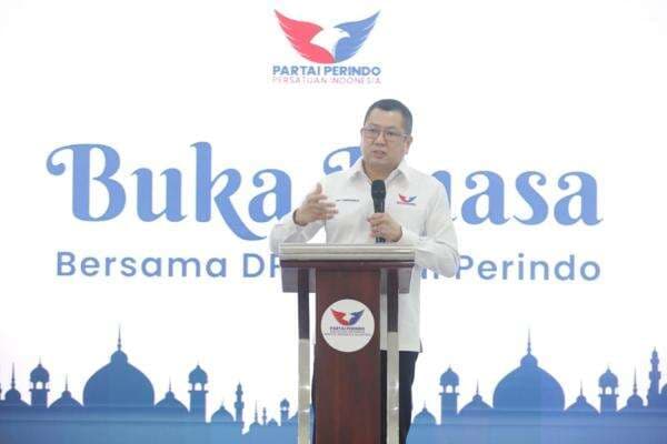 HT Tegaskan Masih Eksis di Perindo: Struktur Organisasi Harus Solid Songsong 2029 HT Tegaskan Masih Eksis di Perindo: Struktur Organisasi Harus Solid Songsong 2029