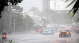 Hujan Lebat Berpotensi Guyur 20 Wilayah di Awal Mei saat Kemarau, Ini Daftarnya!