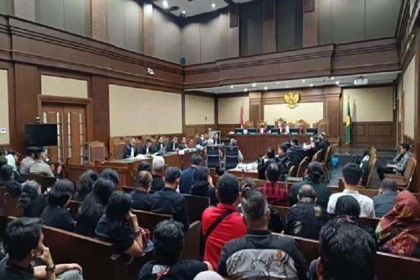 Ikatan Wartawan Hukum Desak Hakim Tak Batasi Peliputan Sidang Hasto Kristiyanto Ikatan Wartawan Hukum Desak Hakim Tak Batasi Peliputan Sidang Hasto Kristiyanto
