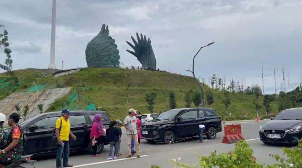 Anggota DPR Fraksi Gerindra Minta Evaluasi Kapasitas dan Biaya Pemindahan ke IKN Anggota DPR Fraksi Gerindra Minta Evaluasi Kapasitas dan Biaya Pemindahan ke IKN