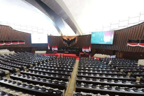 Ada yang Beda di Sidang Tahunan MPR Kali Ini, Tampilkan Video Capaian Kinerja Prabowo Ada yang Beda di Sidang Tahunan MPR Kali Ini, Tampilkan Video Capaian Kinerja Prabowo