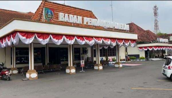 Imbas Didemo dan Diprotes Warga, 3 Kabupaten Ini Batalkan Kenaikan PBB Imbas Didemo dan Diprotes Warga, 3 Kabupaten Ini Batalkan Kenaikan PBB