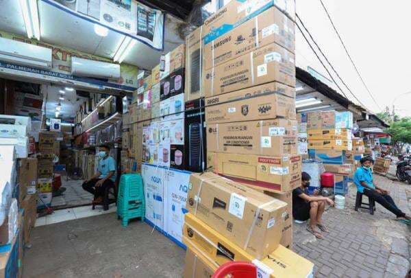 Impor Televisi, AC hingga Kulkas Dibatasi! Ekonom: RI Bisa Jadi Raja di Negeri Sendiri Impor Televisi, AC hingga Kulkas Dibatasi! Ekonom: RI Bisa Jadi Raja di Negeri Sendiri