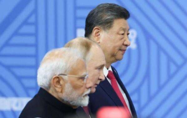 India Ogah Tinggalkan Dolar AS: BRICS Tak Kompak soal Dedolarisasi India Ogah Tinggalkan Dolar AS: BRICS Tak Kompak soal Dedolarisasi