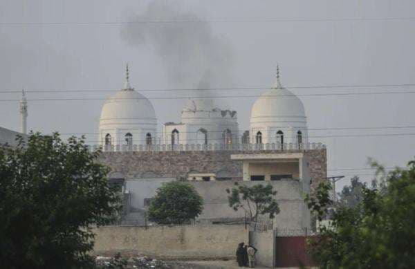 India Gempur Bandara Lahore Pakistan, Terdengar Ledakan di Bandara India Gempur Bandara Lahore Pakistan, Terdengar Ledakan di Bandara
